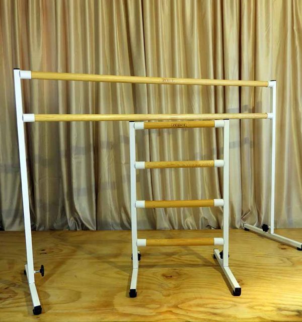 Paquete de barra de ballet doble de 150 cm y escalera oversplit con altura ajustable marca ZELecT.